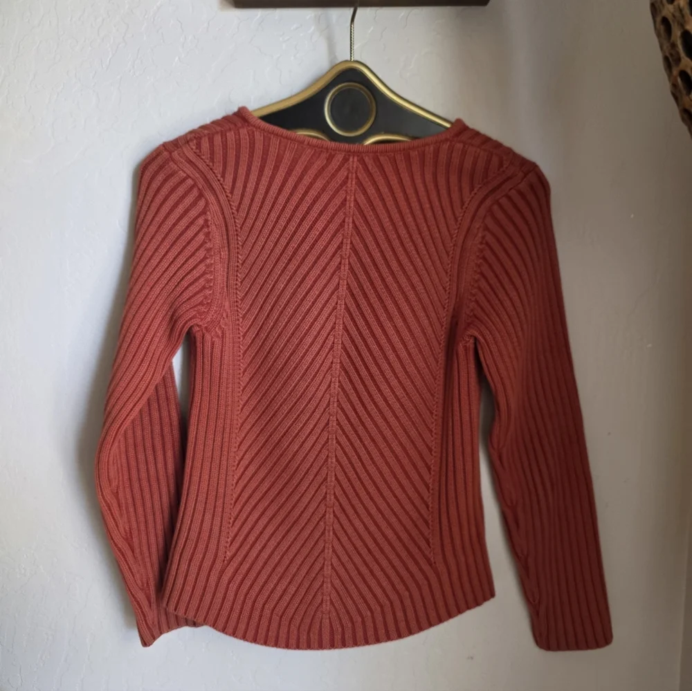 The Territory Ahead Women's V-Neck Red/Burnt Orange Sweater Size‎ XS